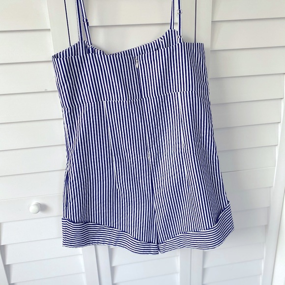 Romper. - Picture 2 of 2